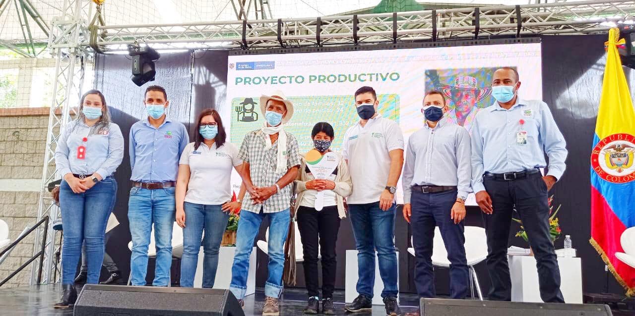 58 familias reciben el certificado SIRA en Briceño Antioquia