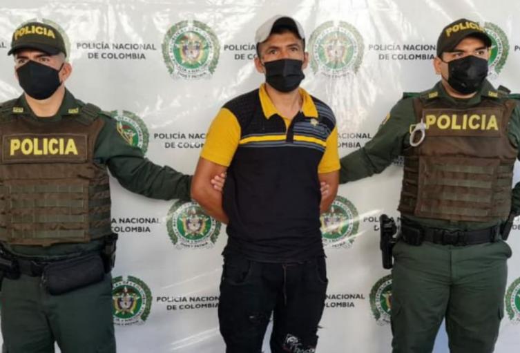 Arrestaron presunto asesino de 8 personas Arrestaron presunto asesino de 8 personas