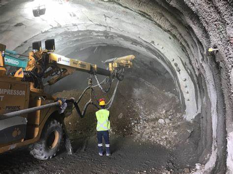 El túnel de Amagá213456