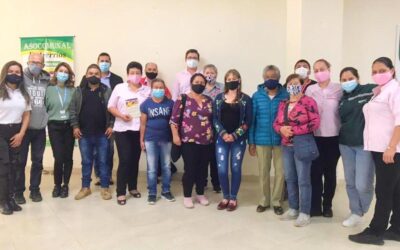 Mujeres de Entrerríos en el proyecto uchuva