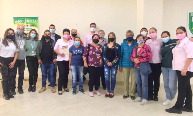 Mujeres de Entrerríos en el proyecto uchuva