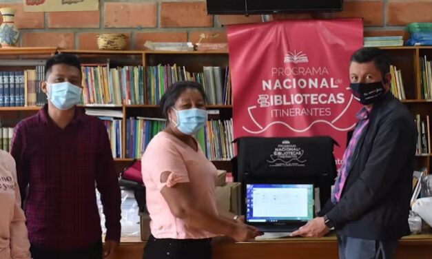 Resguardo Indígena de Karmata Rúa recibió biblioteca
