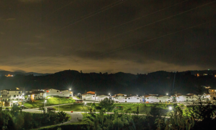 Más de $400 millones se han invertido en iluminación LED en San Vicente