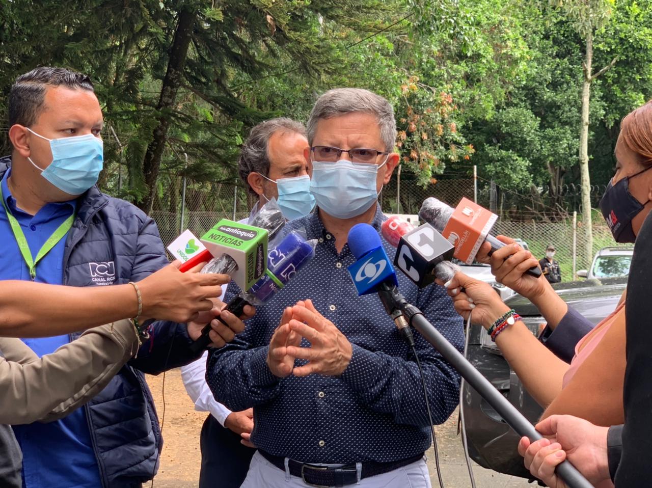 Gobernador (e) de Antioquia dio a conocer un balance del Plan de Vacunación Departamental