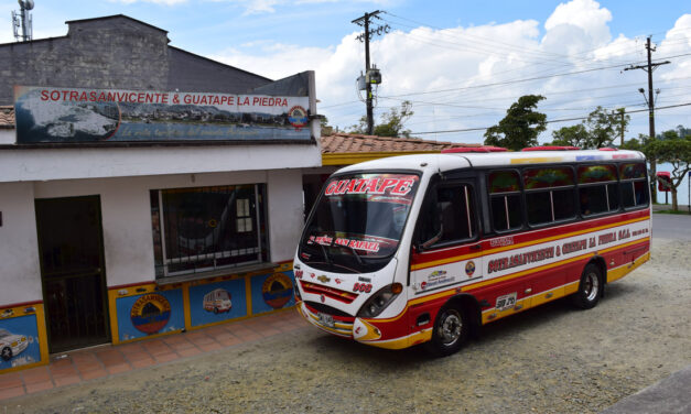 Murió el presunto delincuente que pretendía atracar un bus en la vía El Peñol – Guatapé