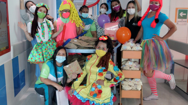 La Alcaldía de Medellín lleva alegría a niños contagiados por COVID-19