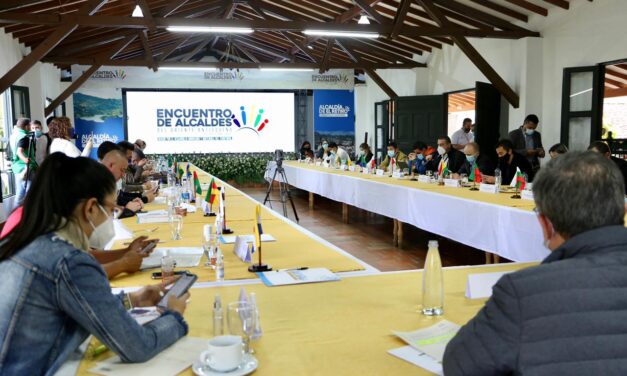 El gobernador encargado revisará los retos durante el encuentro de alcaldes en el Oriente