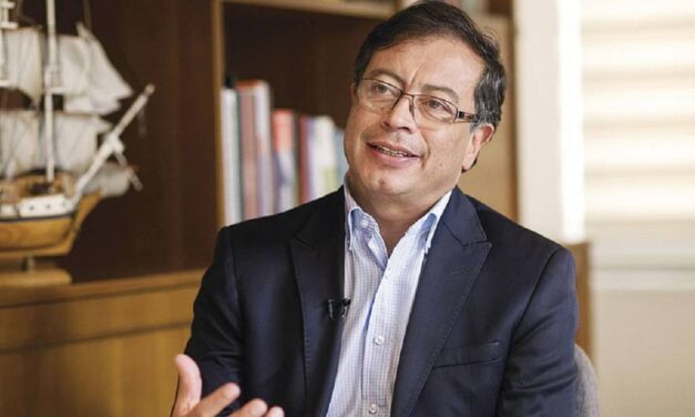 EL paro nacional debió frenarse cuando se retiró la reforma tributaria: Gustavo Petro