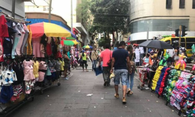 En Medellín 10.793 venteros ambulantes fueron incluidos en el proyecto Renta Básica para recibir apoyos económicos