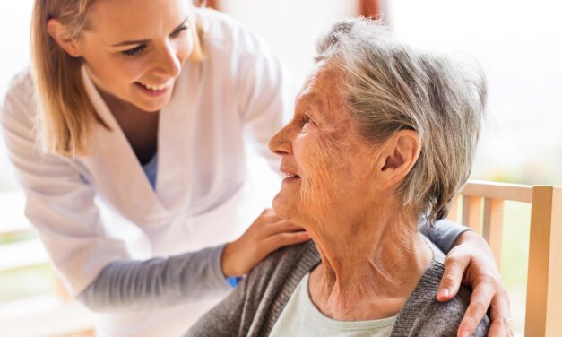 Espacios de dignificación del adulto mayor en Turbo