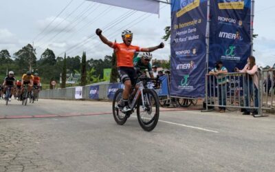 Esteban Guerrero es el primer líder de la Clásica de Ciclismo de Rionegro