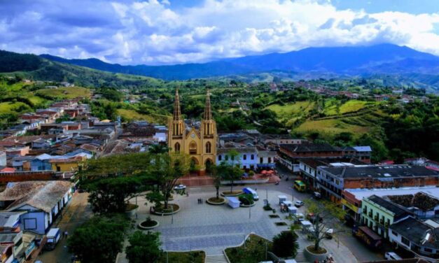 40 nuevas viviendas para familias desplazadas en Frontino