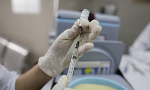 Inicia vacunación puerta a puerta en La Estrella