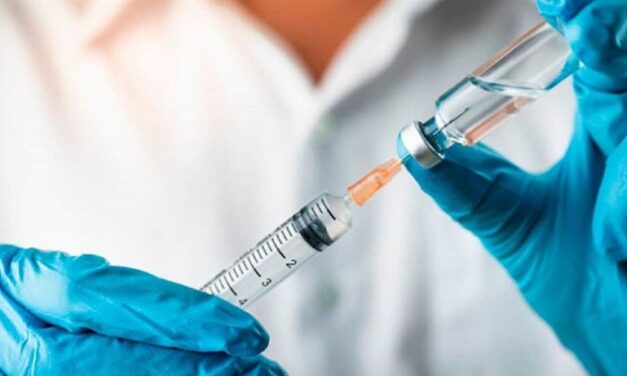 Envigado continúa con la vacunación para mayores de 40 años sin cita previa