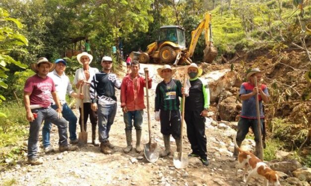 A través de convites, la población de San Francisco interviene en sus vías