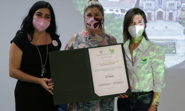 Primeras Damas y gestoras sociales de Antioquia visitaron La Estrella