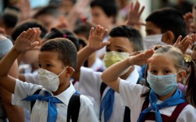 310.000 estudiantes de las instituciones oficiales de Medellín retoman las clases