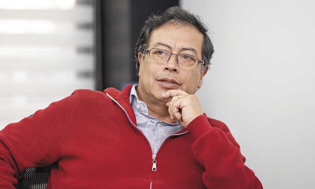 La salida en falso del “líder supremo”