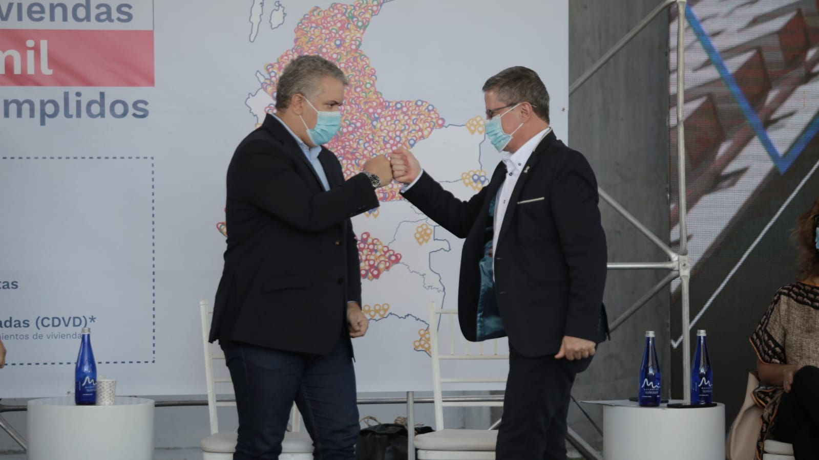 El presidente Iván Duque y el gobernador encargado del departamento entregaron subsidio de vivienda número 150.000 en Rionegro El presidente Iván Duque y el gobernador encargado del departamento entregaron subsidio de vivienda número 150.000 en Rionegro