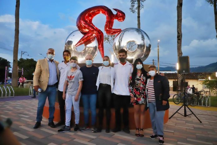 En La Ceja fue modernizado el parque del barrio Fátima En La Ceja fue modernizado el parque del barrio Fátima