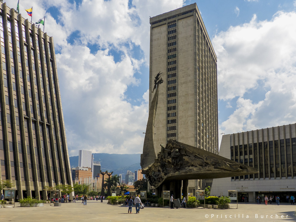 12166050924_46e0659429_b Aprobados incentivos tributarios para la reactivación económica