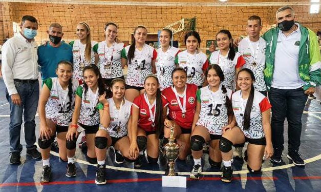 Fredonia es el campeón del Torneo de Voleibol Femenino del Suroeste