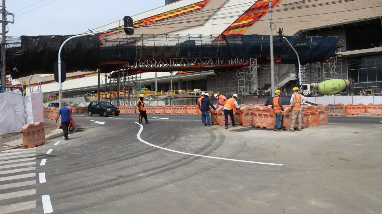 Entra en funcionamiento glorieta sobre la Autopista Norte en Bello