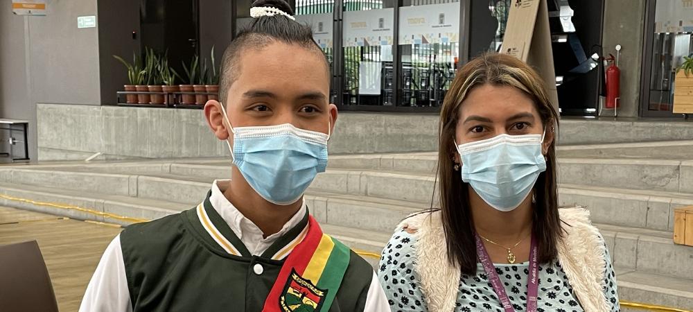 1.100 docentes de Medellín amplían sus conocimientos