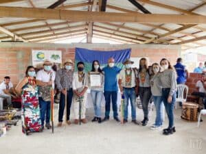 Corantioquia firma convenio para beneficiar a las comunidades indígenas y rurales de Valparaíso