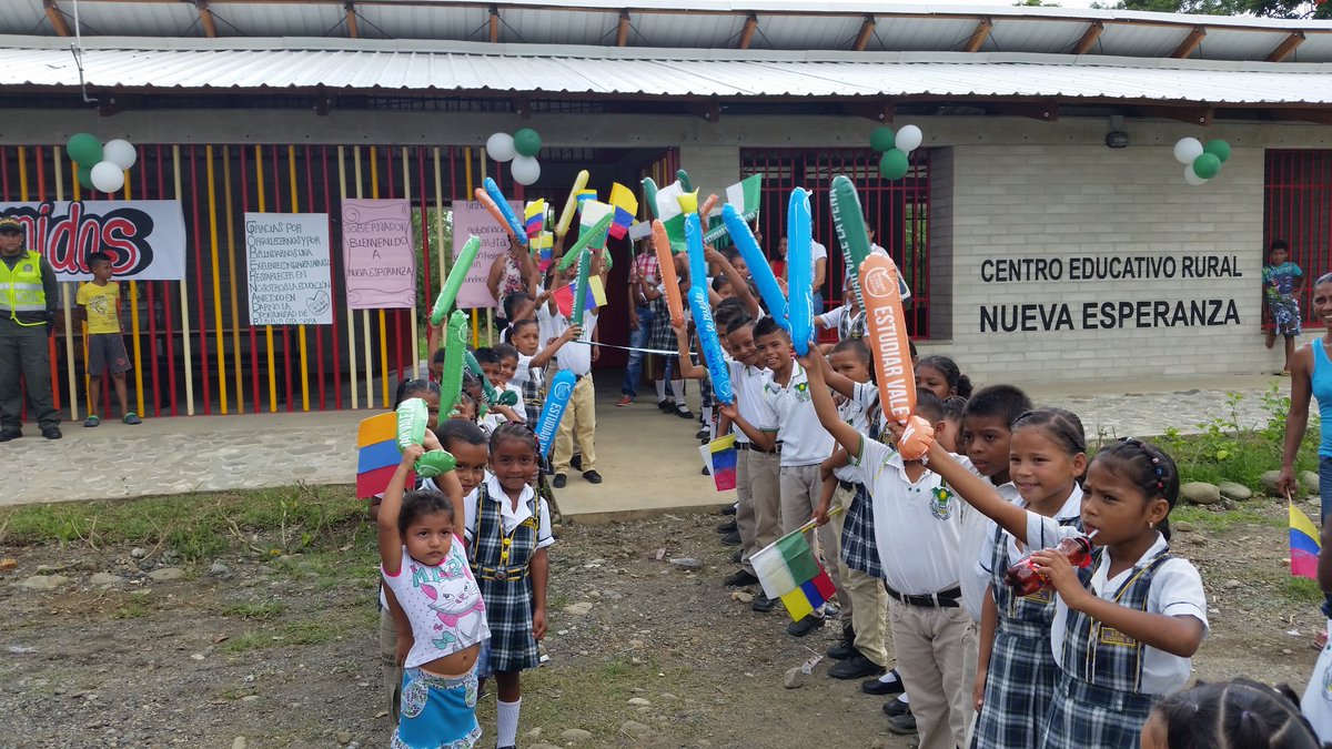 CToj8FGU8AAZ927 Gran Alianza por el Agua para habilitar 538 sedes educativas