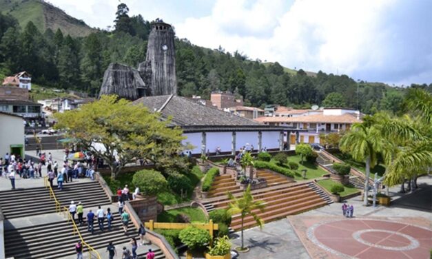 La Alcaldía de El Peñol rechazó el proyecto vial “APP Marpeñol”