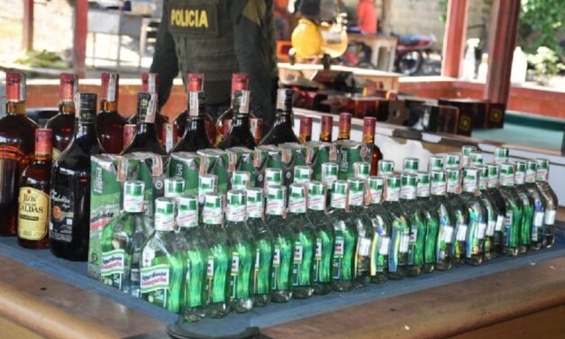 Masiva destrucción de licores y cigarrillos falsificados y de contrabando