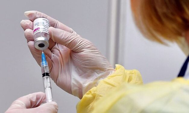 Llegaron más de 25 mil dosis de COVID-19 al Oriente