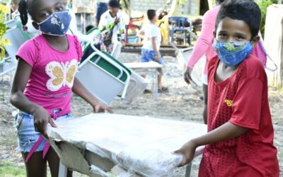 En Puerto Nare se entrega una dotación histórica para una escuela rural