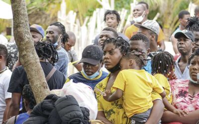 Reiteran compromisos para atender a la población migrante en Necoclí
