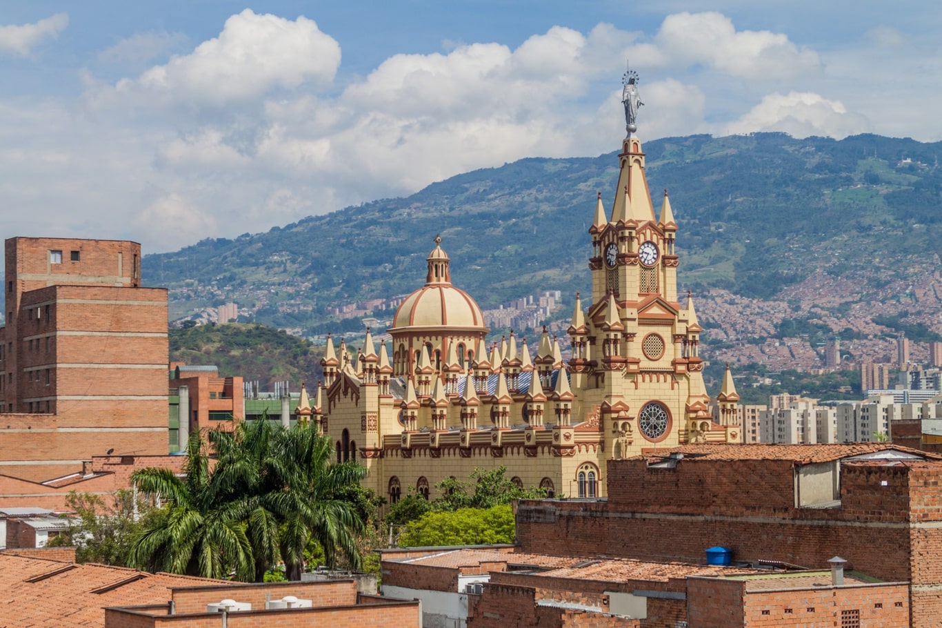 Medellín prepara la transición administrativa de municipio a distrito