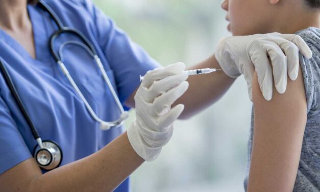 ¡Atención! Ahora los mayores de 18 años pueden conocer el cronograma para acceder a la tercera dosis anticovid