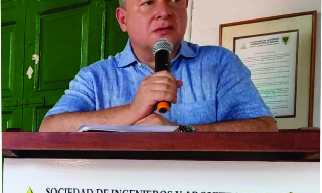 Nicolás Albeiro Echeverry, presidente honorífico de la SIAB