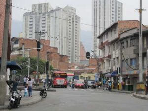 330 asesinatos en Medellín: inseguridad crece, pagadiario se mantiene y las plazas de la droga pululan m