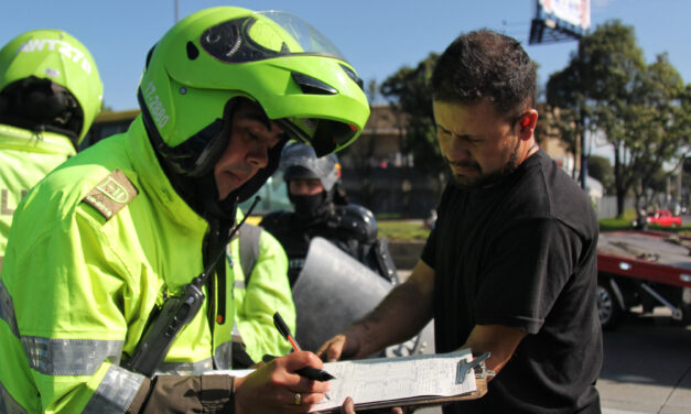 Conozca los descuentos por multas de tránsito y técnico mecánica en Medellín