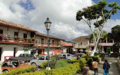 En Santo Domingo llegó la oferta de empleo, vivienda y educación para las víctimas