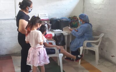 El Plan Municipal de Vacunación covid-19 de Medellín ha aplicado más de 80.000 terceras dosis