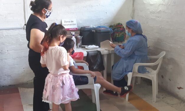 El Plan Municipal de Vacunación covid-19 de Medellín ha aplicado más de 80.000 terceras dosis