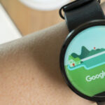 Google para el 2022 lanzaría su primer reloj inteligente