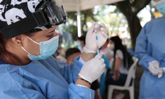 Alcaldía de Medellín abre cuatro nuevos puntos de vacunación