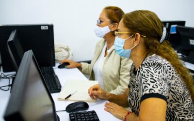 Más de 175 adultos mayores son capacitados en el uso de herramientas digitales como parte del Valle del Software