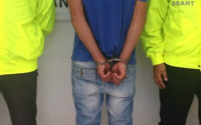 Lo mataron de un golpe y 7 puñaladas en la comuna 5 de Medellín