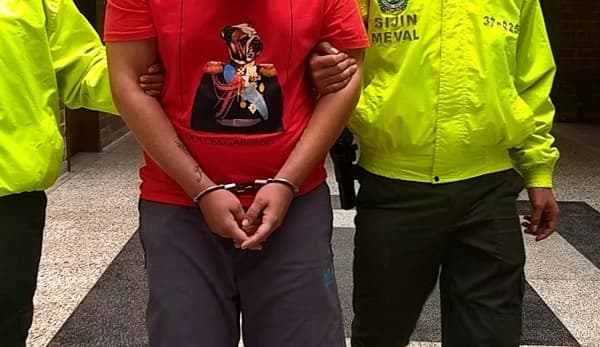 Habría secuestrado a su hijastro para presionar a su expareja para que no lo dejara