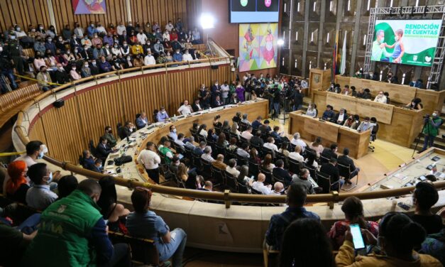 Gobernador de Antioquia, Aníbal Gaviria Correa, rindió cuentas ante la Asamblea Departamental