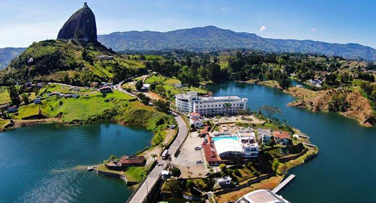 embalse-guatape-ecoturismo-886867 (1)